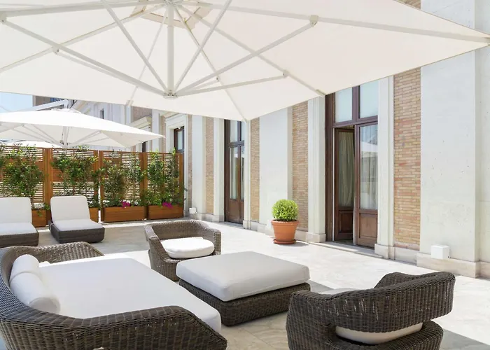 Otel Aleph Hotel, Curio Collection By Hilton Roma