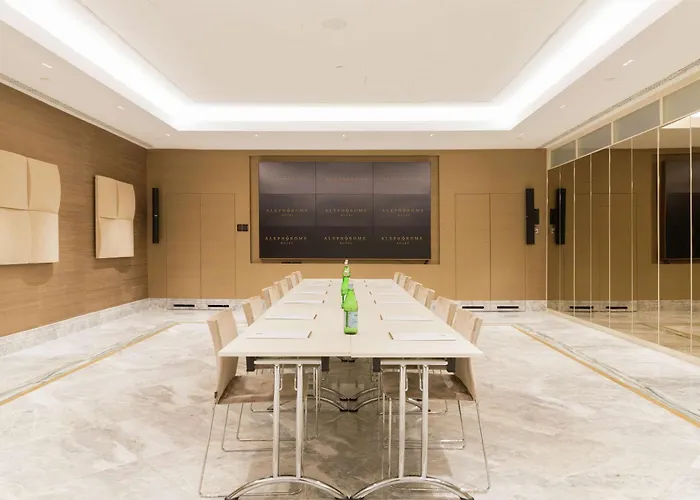 Aleph Hotel, Curio Collection By Hilton Roma