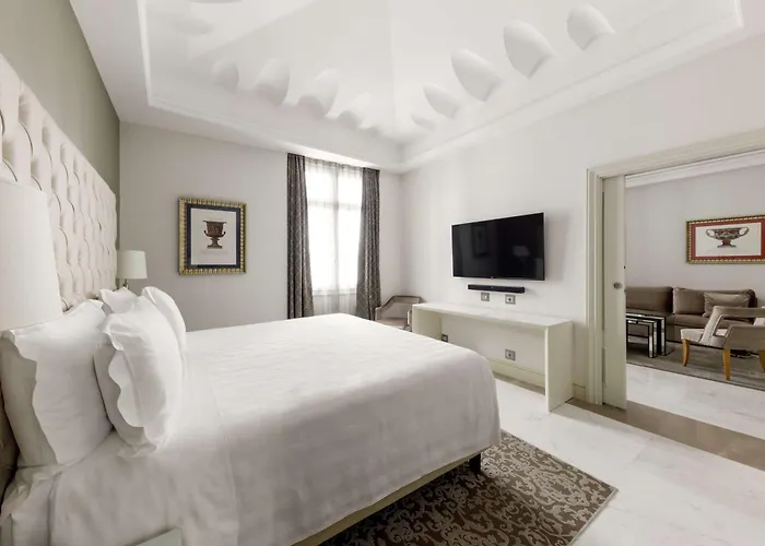 Aleph Hotel, Curio Collection By Hilton Otel
