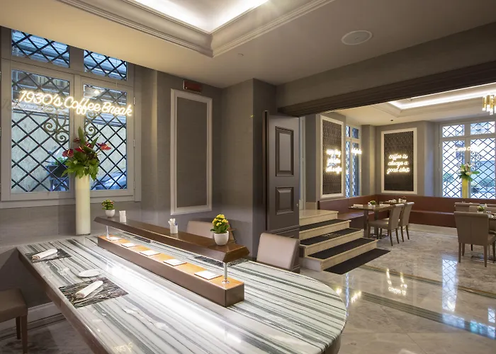 Aleph Hotel, Curio Collection By Hilton Otel Roma