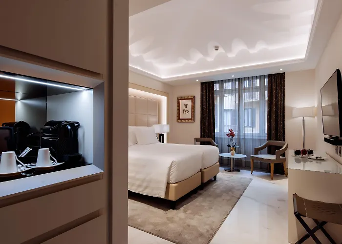 Aleph Hotel, Curio Collection By Hilton Otel Roma