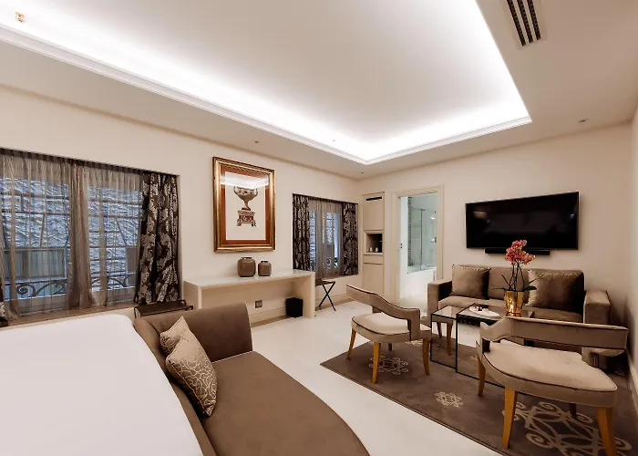 Aleph Hotel, Curio Collection By Hilton 5* Řím